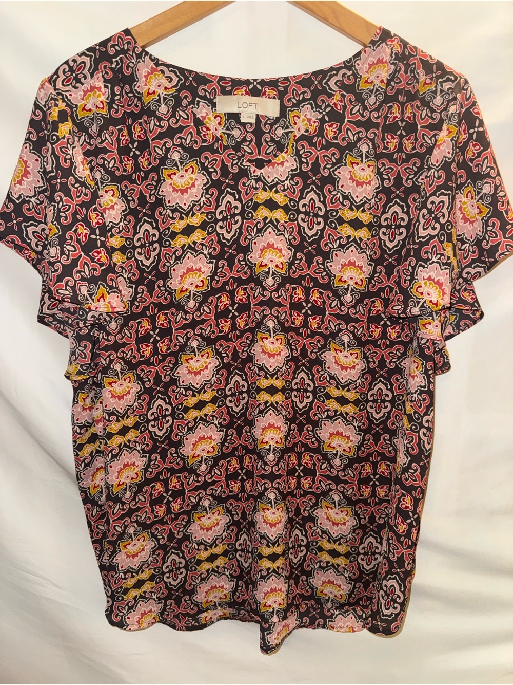 LOFT Dark Grey Floral Print Short Sleeve Blouse with Pink & Yellow Accents SZ L